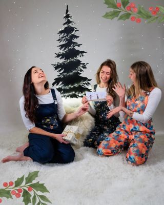 🎄Dnes zapalujeme první adventní svíčku – svíčku naděje. A s ní přichází čas, který nám každý rok připomíná, že Vánoce...
